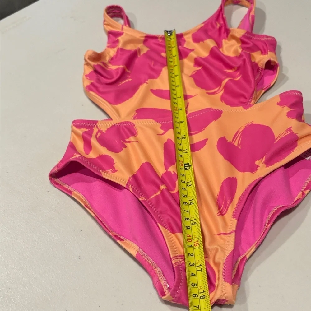 GAP Kids - Girls recycled cut out - one piece bathing suit. Size large.